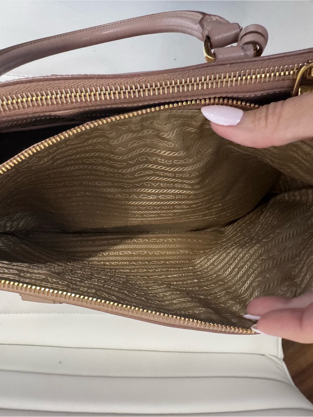 Prada Saffiano Galleria Tote in Dusty Rose - Picture 12 of 14